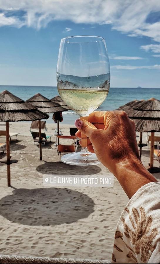 Case Vacanze Il Sogno 2 Porto Pino Exteriör bild