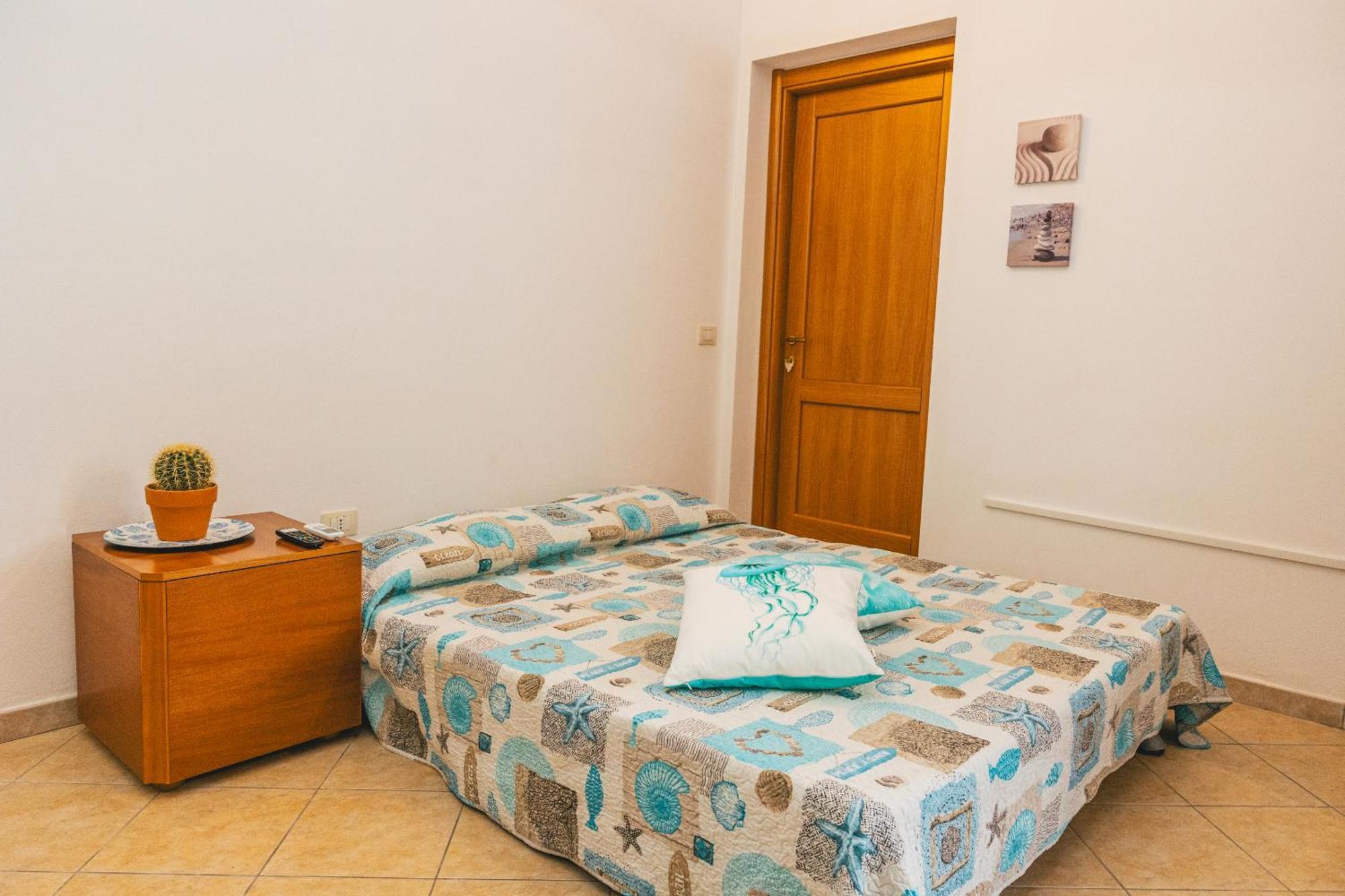 Case Vacanze Il Sogno 2 Porto Pino Rum bild
